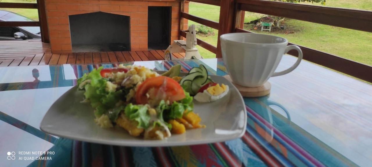 Quinta Isabel, Casa De Huespedes & Cafeteria Bed & Breakfast Macas Dış mekan fotoğraf